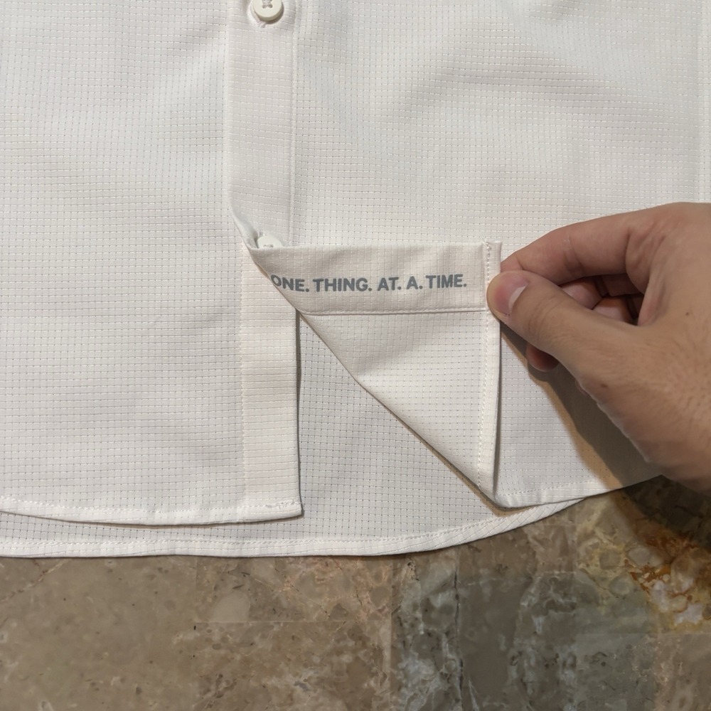 Lululemon Shirt Mens Large White Airing Easy Short Sleeve Button Summer - Picture 9 of 10